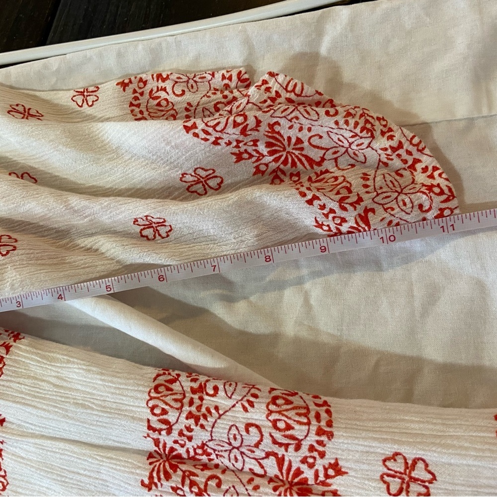 New York & Company White Dress with Red Floral Embroidery - Picture 7 of 8